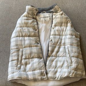 Maurices vest size medium